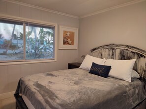 1 bedroom, iron/ironing board, free WiFi, bed sheets - Water View Studio near downtown (Jensen Beach)