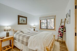 3 chambres, bureau, lit parapluie, Wi-Fi
