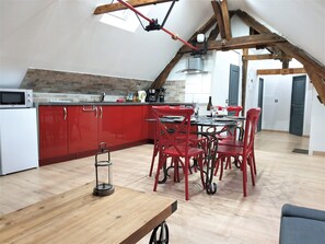 Appartement Confort, 2 salles de bains, vue ville | Coin séjour