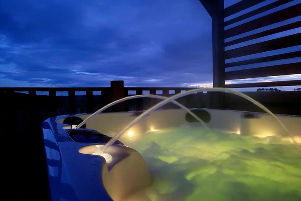 Hot tub