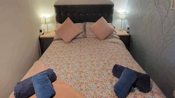 1 bedroom, iron/ironing board, travel crib, WiFi