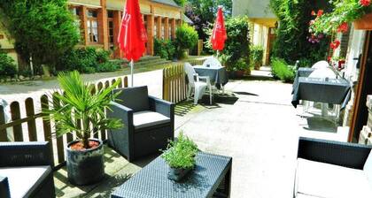 HOTEL RESTAURANT LE CYGNE