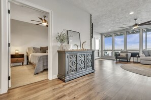 Uklassifisert bilde, 2 av 49, knapp