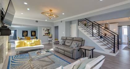 Eclectic Houston Home w/ Pool Table, 5 Mi to Dtwn