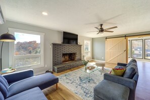 House (3 Bedrooms) | Front of property