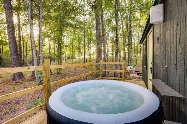 House (1 Bedroom) | Front of property - Cozy Onalaska Cabin ~ 2 Mi to Lake Livingston! (Onalaska)