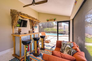 المنشأة من الداخل