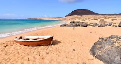 Villa Alisa - Three Bedroom Villa, Sleeps 6