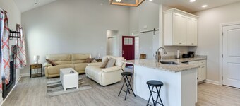 Cape Charles Home: 4 Mi to Kiptopeke State Park!