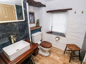 Shower - Pensarngerrig (Llandysul)