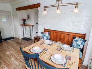 Dining - Pensarngerrig (Llandysul)