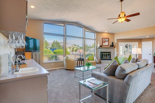 Covered Deck & Red Rock Views: Home in Sedona