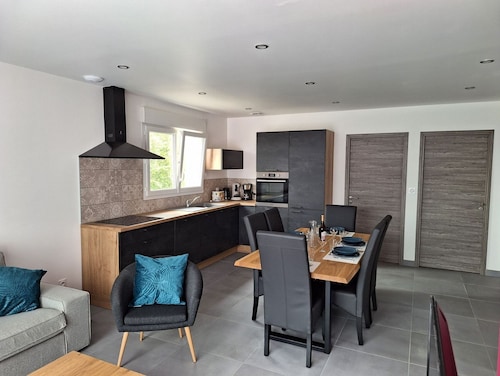 Appartement Tout Confort au Coeur de Sapois " Le Nid Douillet "