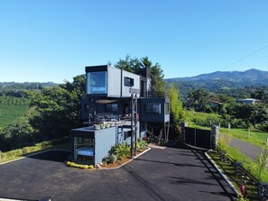 Exterior - CARGO - Costa Ricas Coolest Container stay (Sarchi)