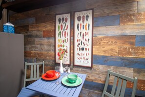 Dining - CARGO - Costa Ricas Coolest Container stay (Sarchi)