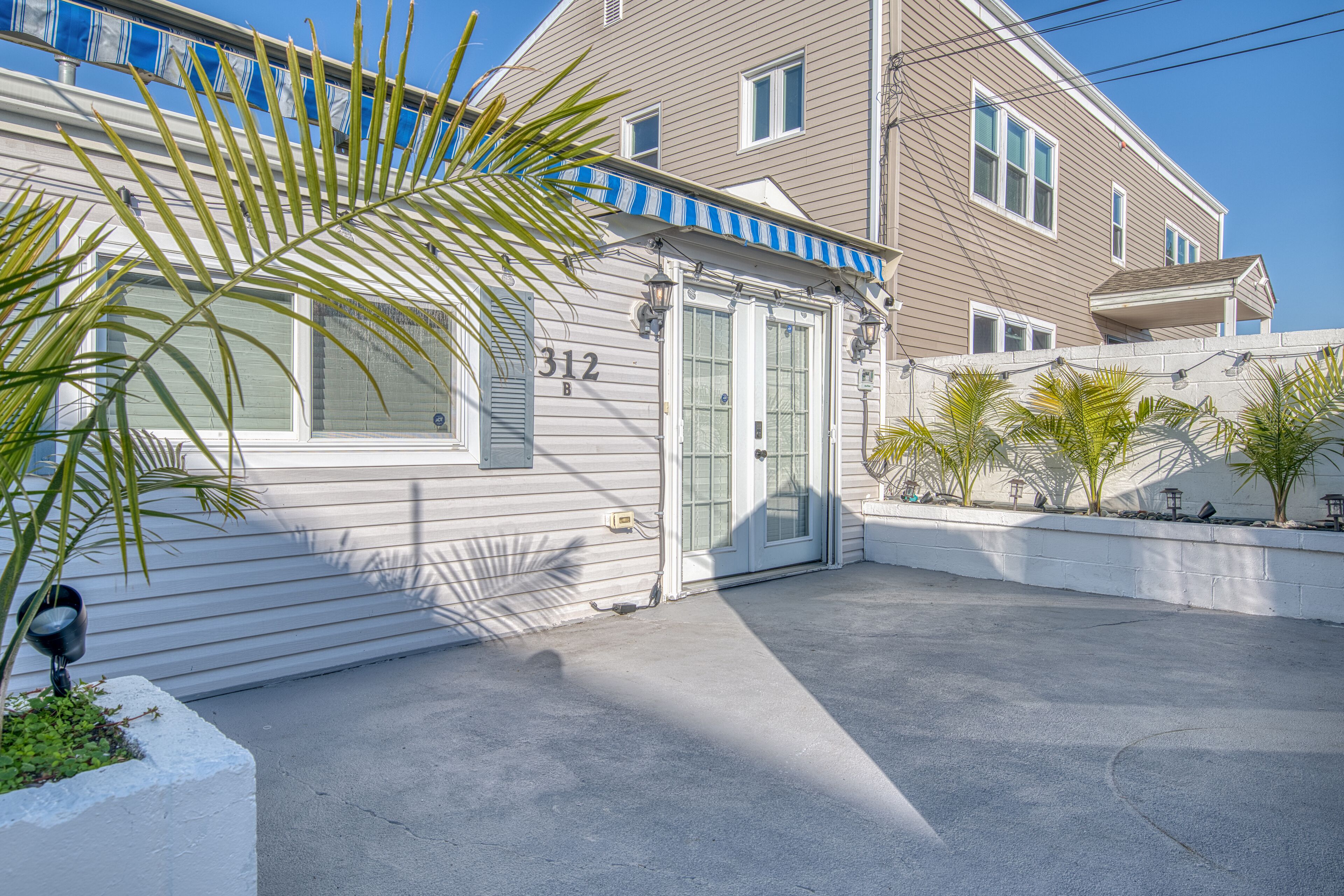 Beach House & Steps away
