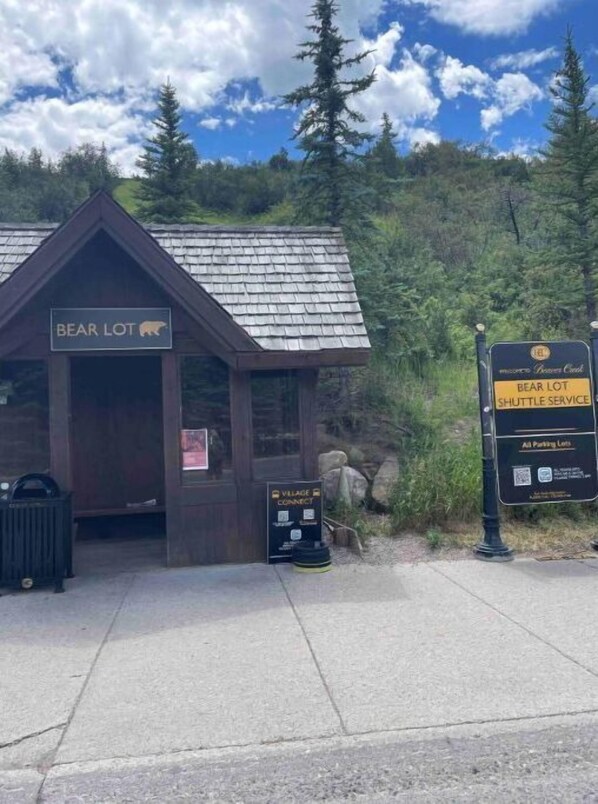 Exterior - Eagle River Retreat (Avon)