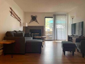 Smart TV - Eagle River Retreat (Avon)