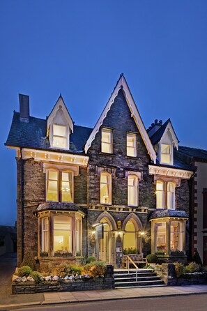 Front of property - The Edwardene (Keswick)