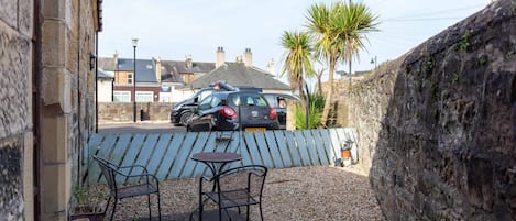 Classic House | Terrace/patio