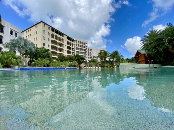 Apartment | Pool | Outdoor pool - 2-bed Designer Apartment Sleeps 6 With Pool (Lowlands)