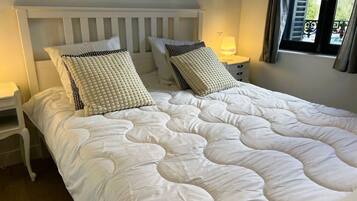 2 slaapkamers, een bureau, gratis wifi, beddengoed