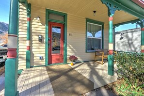 Exterior detail - Renovated Victorian w/in Dwntwn Core, Walk to Pool (Glenwood Springs)