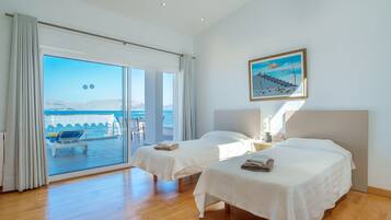 4 slaapkamers, een kluis op de kamer, een strijkplank/strijkijzer