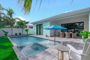 Outdoor pool, a heated pool - Welcome to "The Endless Summer House"! (Naples)