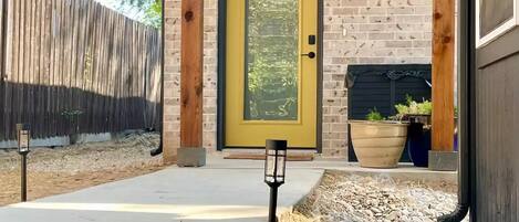 تفاصيل الفندق من الخارج