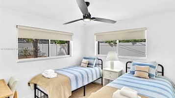 Comfort House | 3 bedrooms, blackout curtains, iron/ironing board, free WiFi
