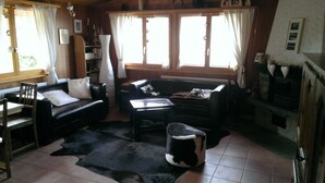Living area - Mountain Home One - Connected to the Mountains! (Bürchen)