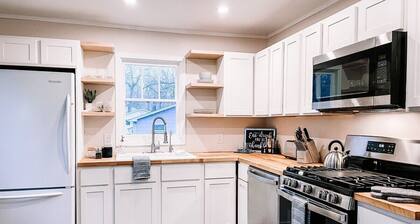 Lighthouse Cottage - Family & Pet Friendly