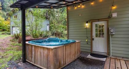 The River Cabin near Mt. Baker