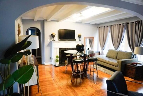 Smart TV, fireplace - Class Appeal - Montrose Edition (Houston)