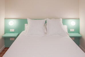 Iron/ironing board, free cots/infant beds, travel cot, free WiFi - Aparthotel Terra Aurea (Salou)