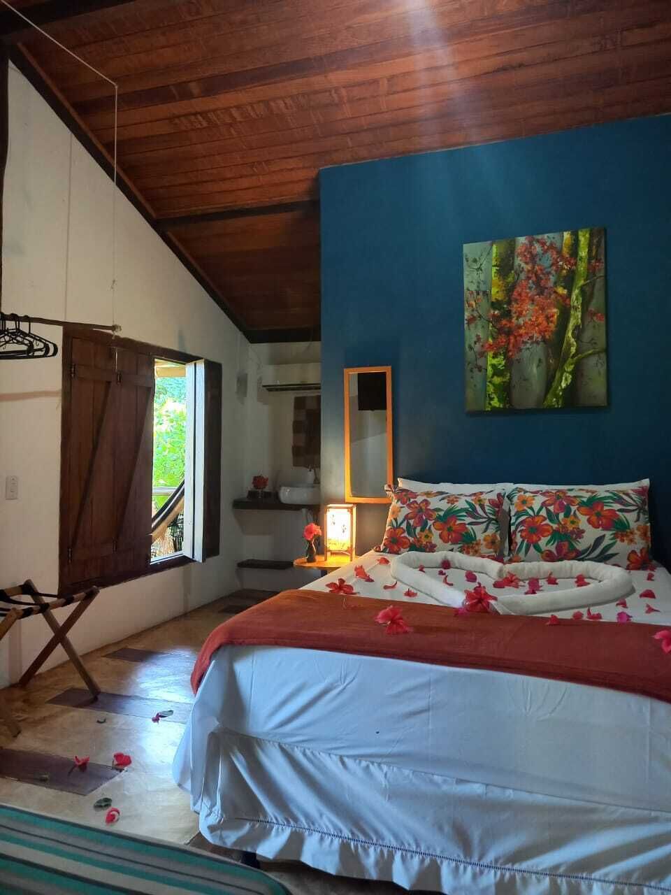 Suite, Garden View | 1 bedroom, WiFi (free)
