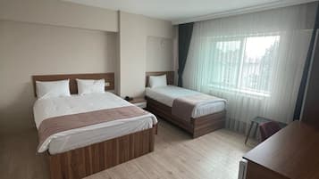 Basic Triple Room | Premium bedding, desk, soundproofing, free WiFi