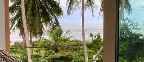 On the beach, 4 beach bars