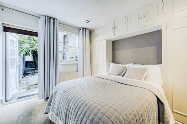 2 Schlafzimmer, Bügeleisen/Bügelbrett, Reisekinderbett, kostenloses WLAN