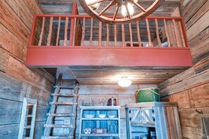 Interior - Western-Themed Decatur Studio on Main Street! (Decatur)