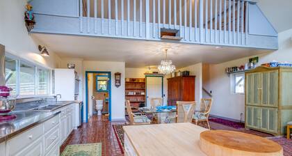 Pet-Friendly Pilot Studio w/ Vineyard Views!