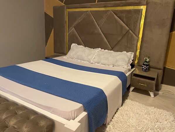 1 makuuhuone, silitysrauta/-lauta, Wi-Fi, vuodevaatteet