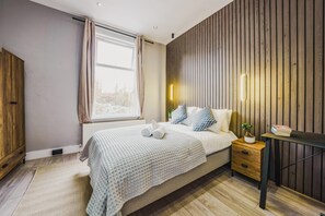 Apartment | 1 bedroom, desk, iron/ironing board, free WiFi - Modern Apartment Near Wembley Stadium (Wembley)