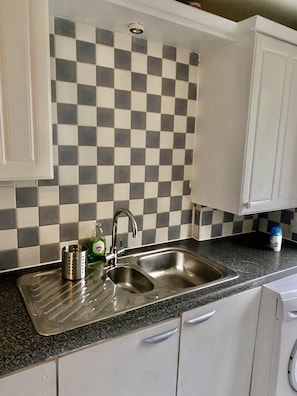 Apartment | Private kitchen | Fridge, microwave, oven, stovetop