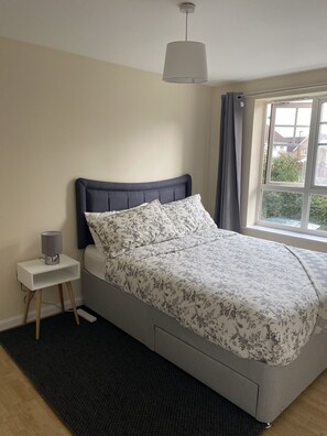 Apartment | 2 bedrooms, free WiFi, bed sheets