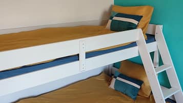 2 sovrum, skrivbord, strykjÀrn/strykbrÀda och gratis wi-fi