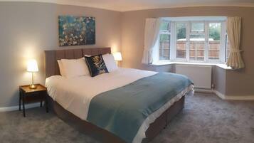 Apartemen | 2 kamar tidur, meja kerja, setrika/meja setrika, dan Wi-Fi gratis