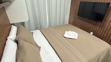 Standard Apartment | 1 bedroom, blackout drapes, free WiFi, bed sheets