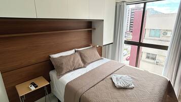 Apartamento | 1 quarto, cortinas blackout, Wi-Fi de cortesia, roupa de cama